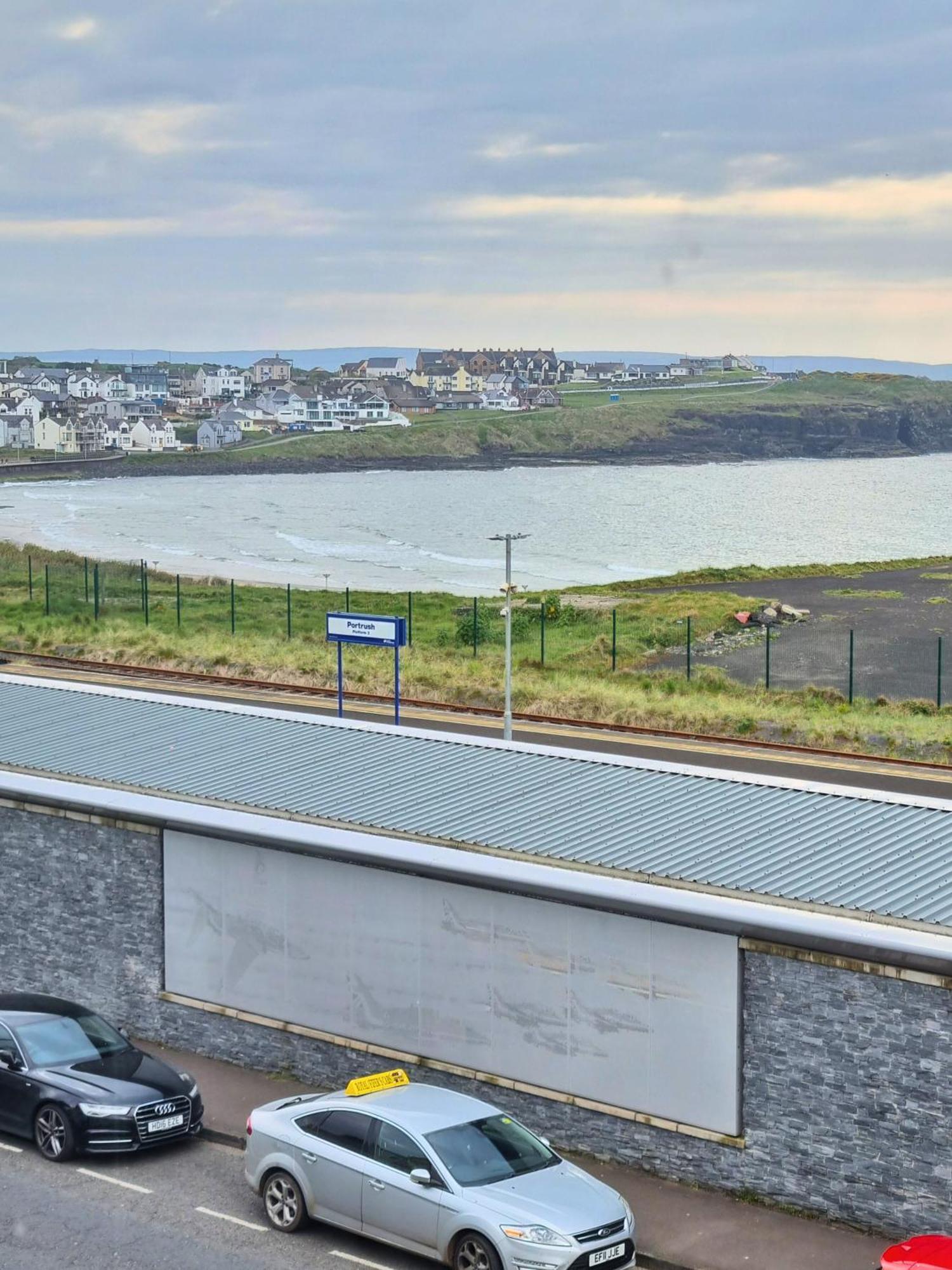 شقة 6 Golf Terrace - Portrush By The Sea المظهر الخارجي الصورة